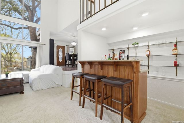 1739 Royal Crescent, San Antonio, TX 78231