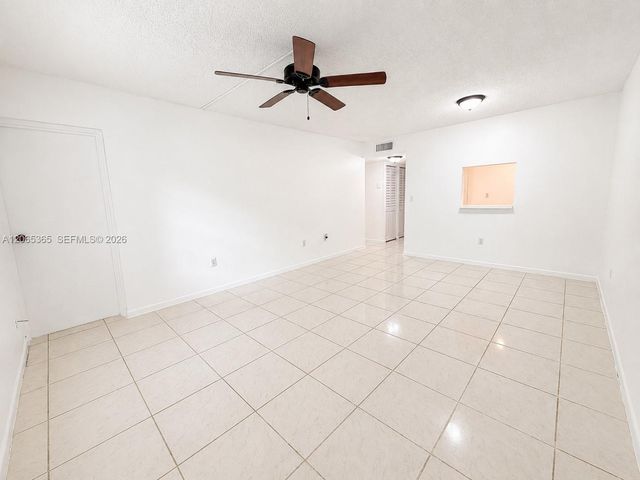 4384 NW 9th Ave 18-2A, Deerfield Beach, FL 33064