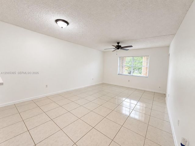 4384 NW 9th Ave 18-2A, Deerfield Beach, FL 33064