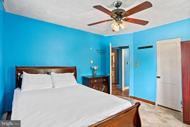 201 VILLAGE RD, Harrisburg, PA 17112