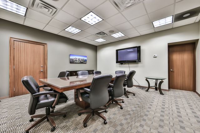 111 E Chestnut Street 20H, Chicago, IL 60611