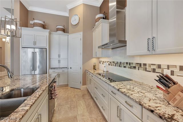 9087 Breakwater DR, Naples, FL 34120