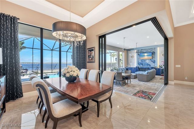 9087 Breakwater DR, Naples, FL 34120