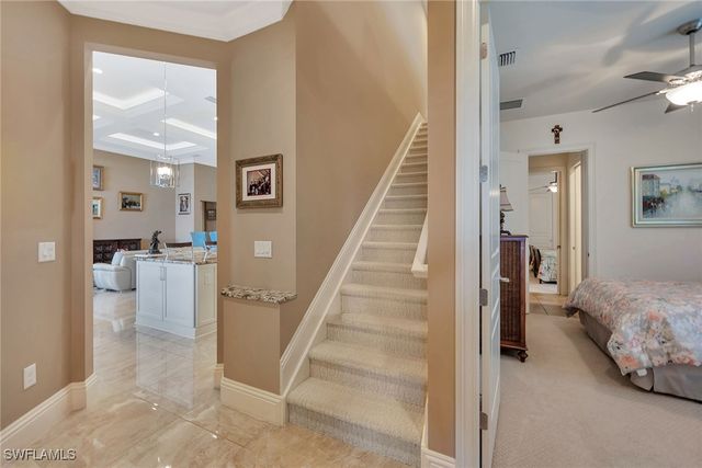 9087 Breakwater DR, Naples, FL 34120