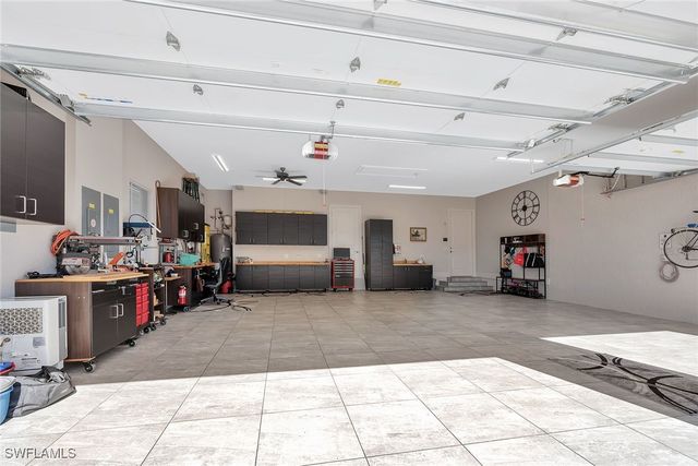 9087 Breakwater DR, Naples, FL 34120