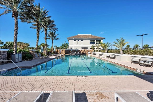 9087 Breakwater DR, Naples, FL 34120