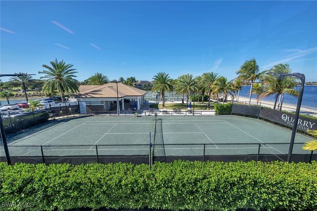 9087 Breakwater DR, Naples, FL 34120