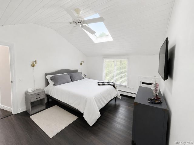 531 Montauk Highway, Westhampton Beach, NY 11978