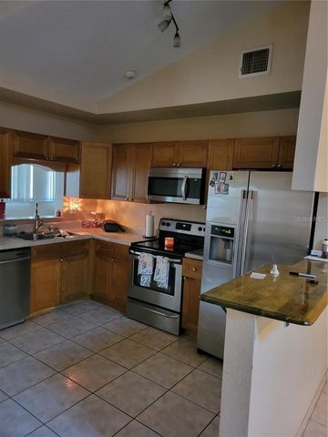 566 IMPERIAL PLACE, Kissimmee, FL 34758