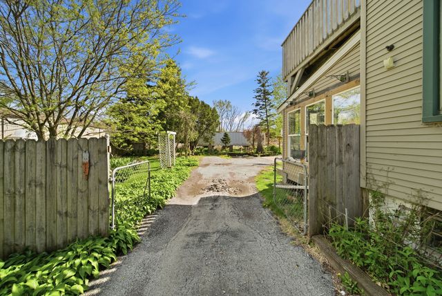 2261 136th Street, Blue Island, IL 60406