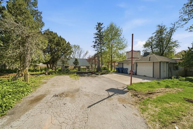 2261 136th Street, Blue Island, IL 60406