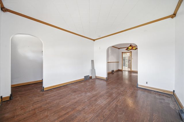 2261 136th Street, Blue Island, IL 60406