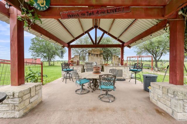 33633 Mayer Road, Hockley, TX 77484