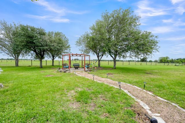 33633 Mayer Road, Hockley, TX 77484