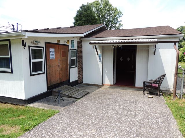 2782 Cardwell Lane, Frankfort, KY 40601