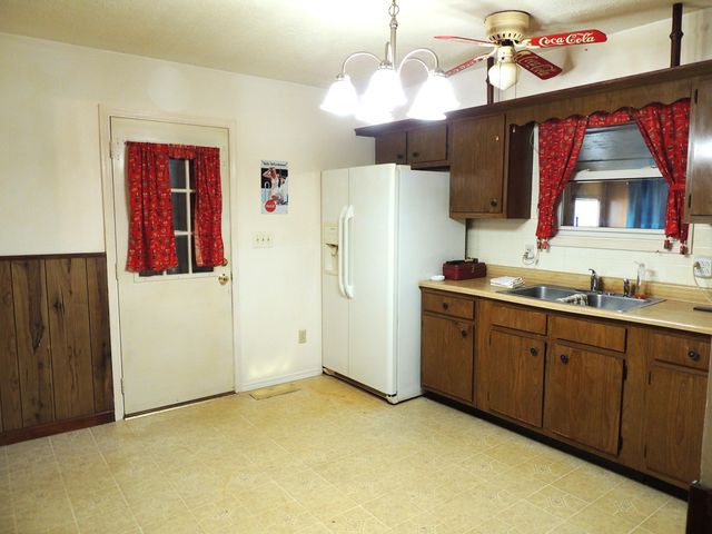 2782 Cardwell Lane, Frankfort, KY 40601