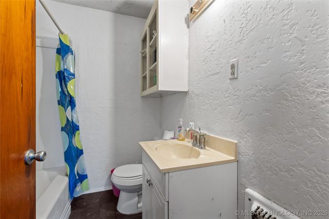 708 NE A Street, Ardmore, OK 73401