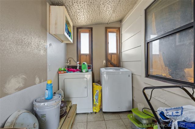 708 NE A Street, Ardmore, OK 73401