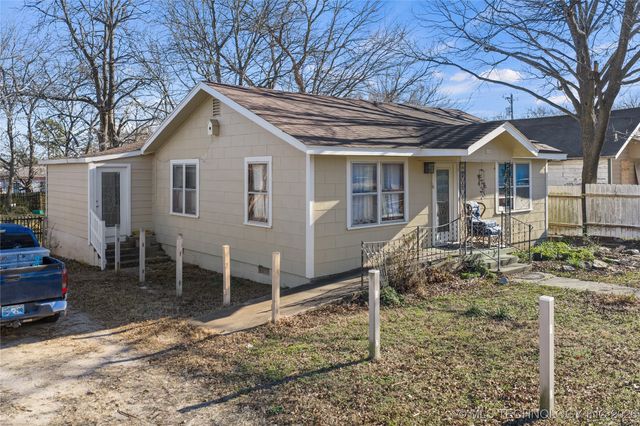 708 NE A Street, Ardmore, OK 73401