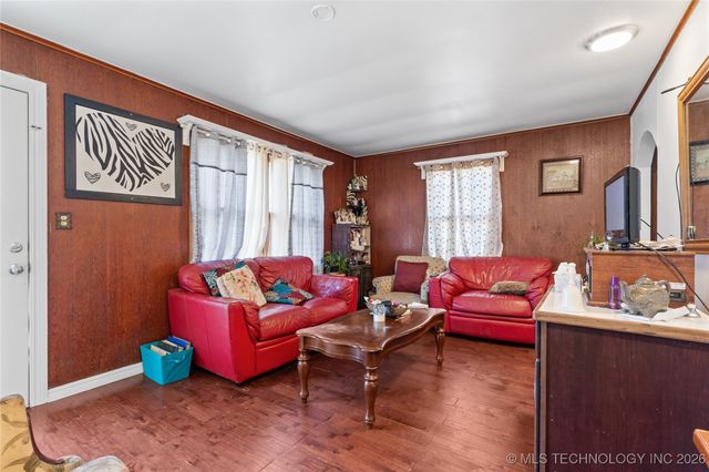 708 NE A Street, Ardmore, OK 73401