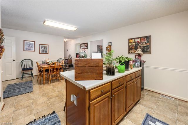 500 Lynbrook Drive, Archdale, NC 27263