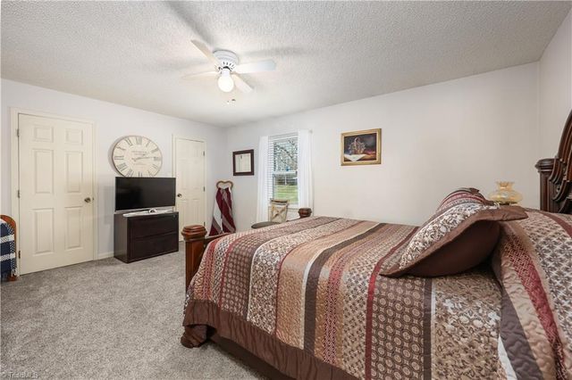 500 Lynbrook Drive, Archdale, NC 27263