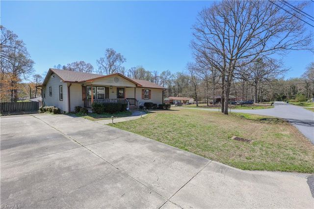 500 Lynbrook Drive, Archdale, NC 27263