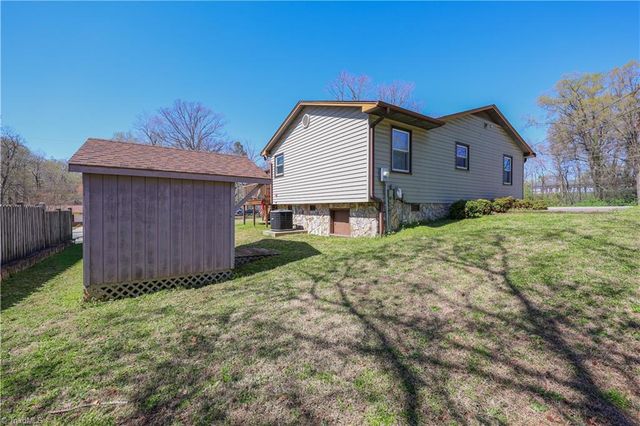 500 Lynbrook Drive, Archdale, NC 27263