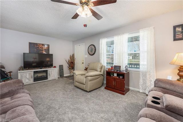 500 Lynbrook Drive, Archdale, NC 27263