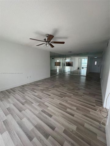 18601 NE 14th Ave 407, Miami, FL 33179