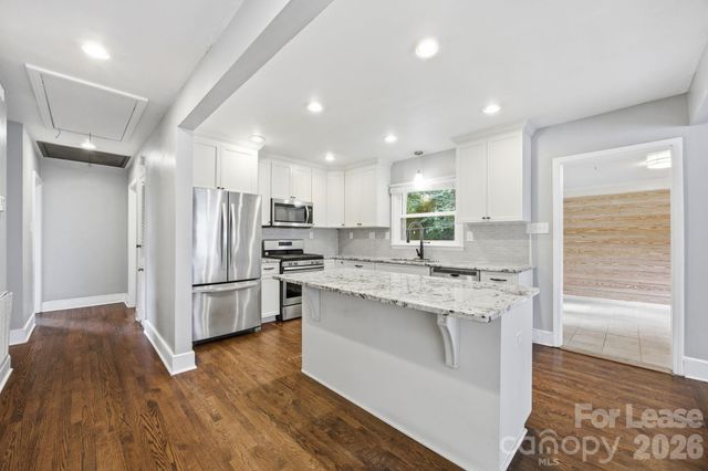 2727 Springway Drive, Charlotte, NC 28205