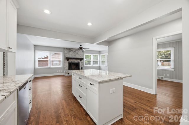 2727 Springway Drive, Charlotte, NC 28205