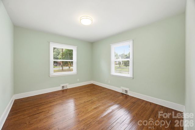 2727 Springway Drive, Charlotte, NC 28205
