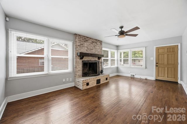 2727 Springway Drive, Charlotte, NC 28205