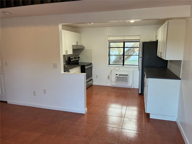 2142 BRADFORD STREET 324, Clearwater, FL 33760