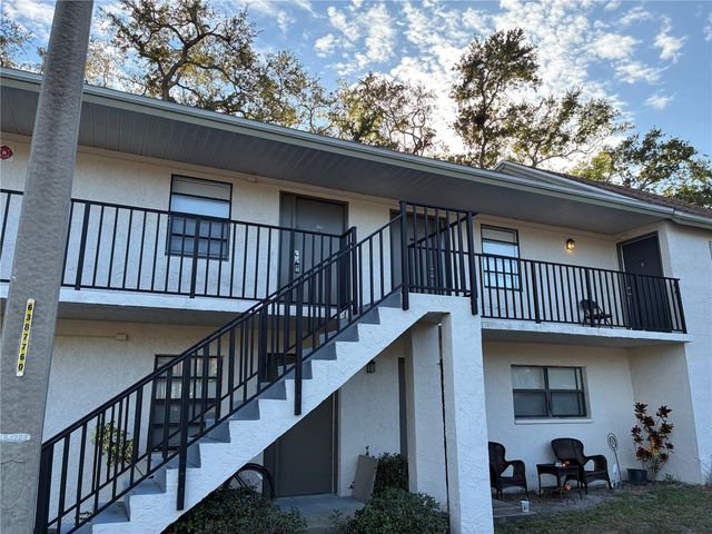 2142 BRADFORD STREET 324, Clearwater, FL 33760