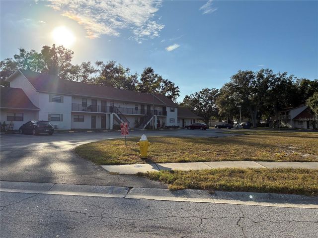 2142 BRADFORD STREET 324, Clearwater, FL 33760