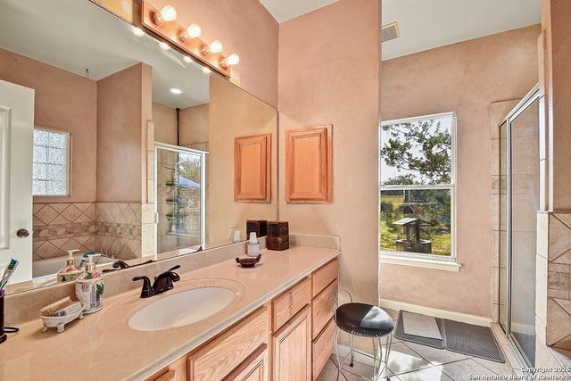 518 Oracle, San Antonio, TX 78260