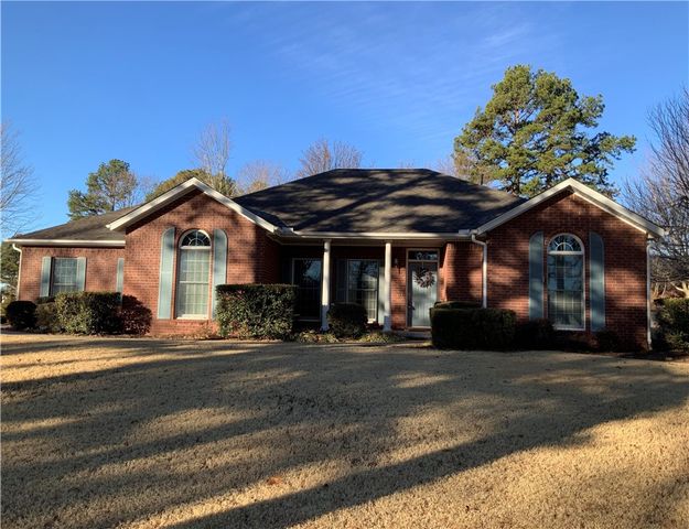 902 Bluffside Drive, Huntsville, AR 72740