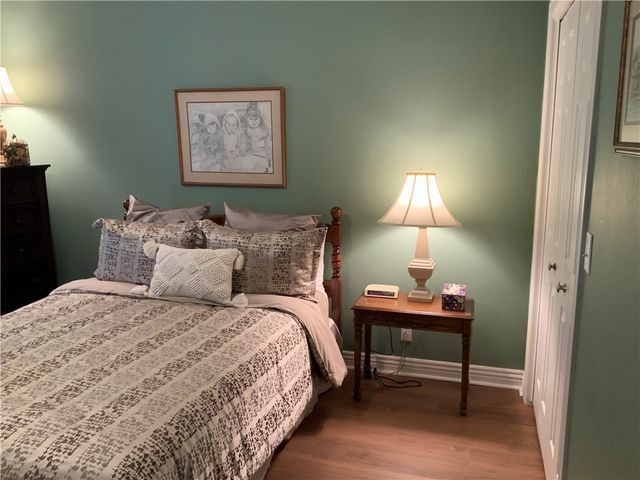 902 Bluffside Drive, Huntsville, AR 72740