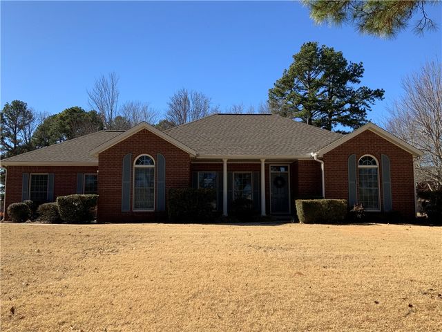 902 Bluffside Drive, Huntsville, AR 72740