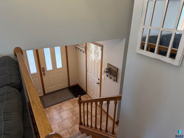 6204 N Purple Martin Ave Avenue, Sioux Falls, SD 57107