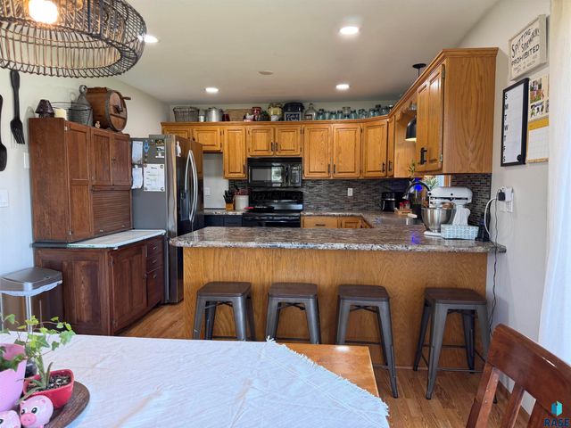 6204 N Purple Martin Ave Avenue, Sioux Falls, SD 57107