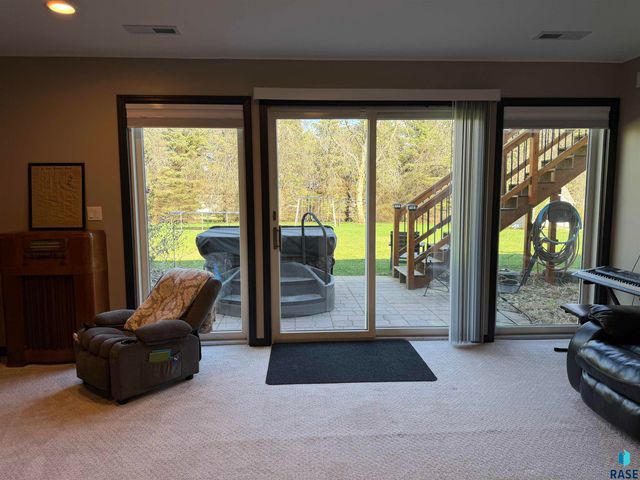 6204 N Purple Martin Ave Avenue, Sioux Falls, SD 57107