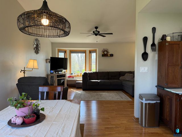 6204 N Purple Martin Ave Avenue, Sioux Falls, SD 57107