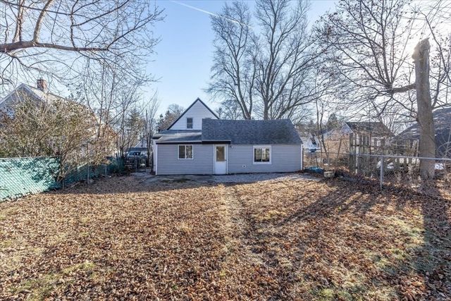 12 Franklin St, Weymouth, MA 02188