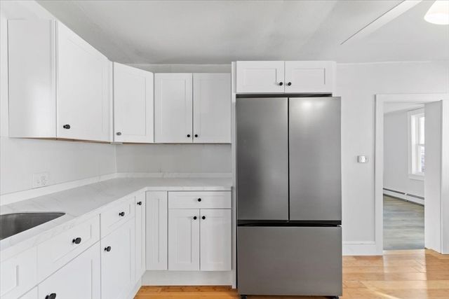 12 Franklin St, Weymouth, MA 02188