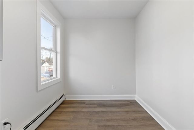 12 Franklin St, Weymouth, MA 02188