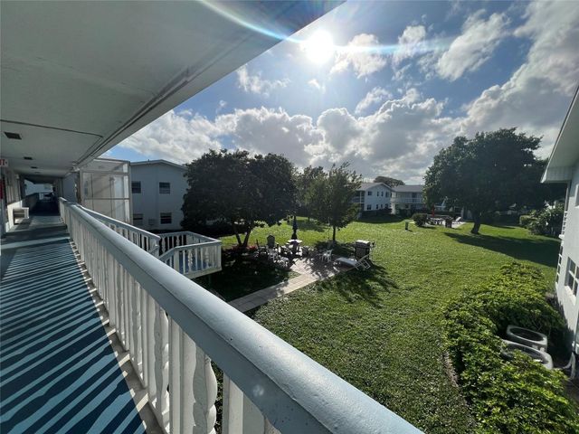 62 Farnham C 62, Deerfield Beach, FL 33442