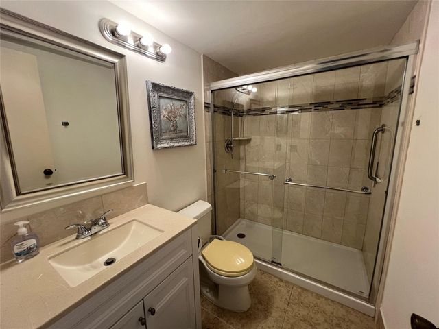 62 Farnham C 62, Deerfield Beach, FL 33442